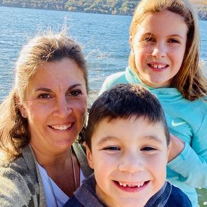 Meet your Posher, Claire